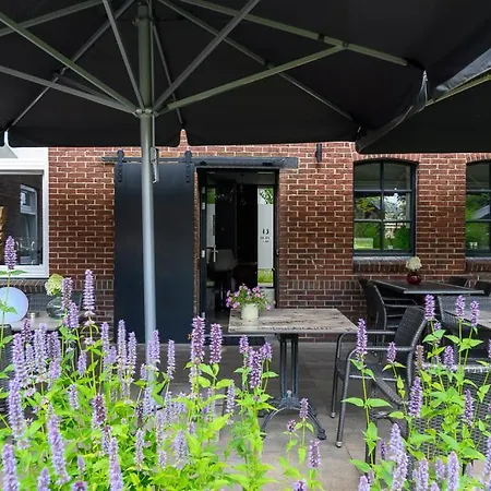 Hostellerie Horst Bed & Breakfast 3*