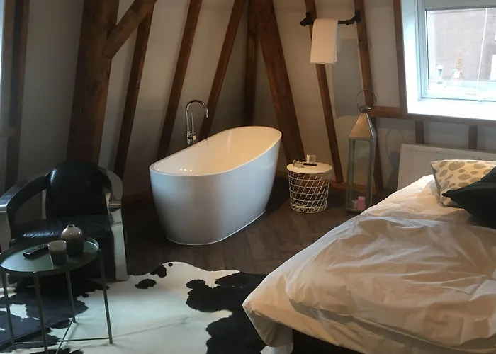 Frühstückspension Hostellerie Horst 3*