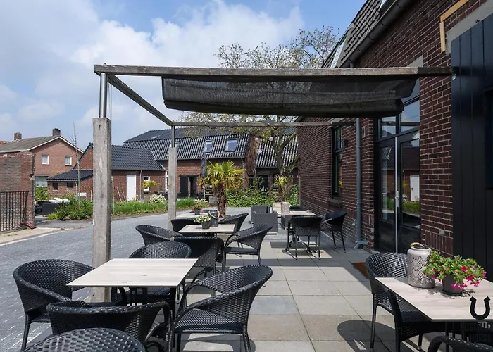 Frühstückspension Hostellerie Horst 3*